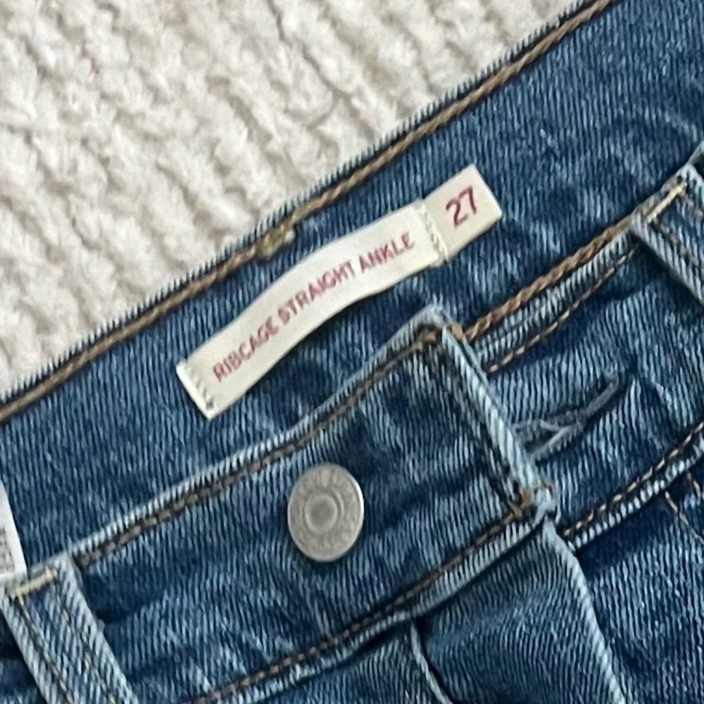 High Rise Blue Jeans - Picture 5 of 12